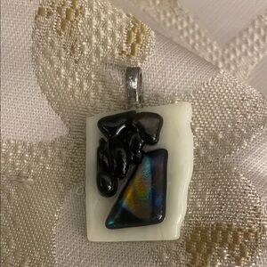 Source Unk. White Pendant with Iridescent Black Accent-check out my 300+ items